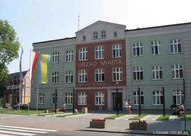 Nowe rondo bez krawężników zmieni zasady jazdy w Piekarach Śląskich